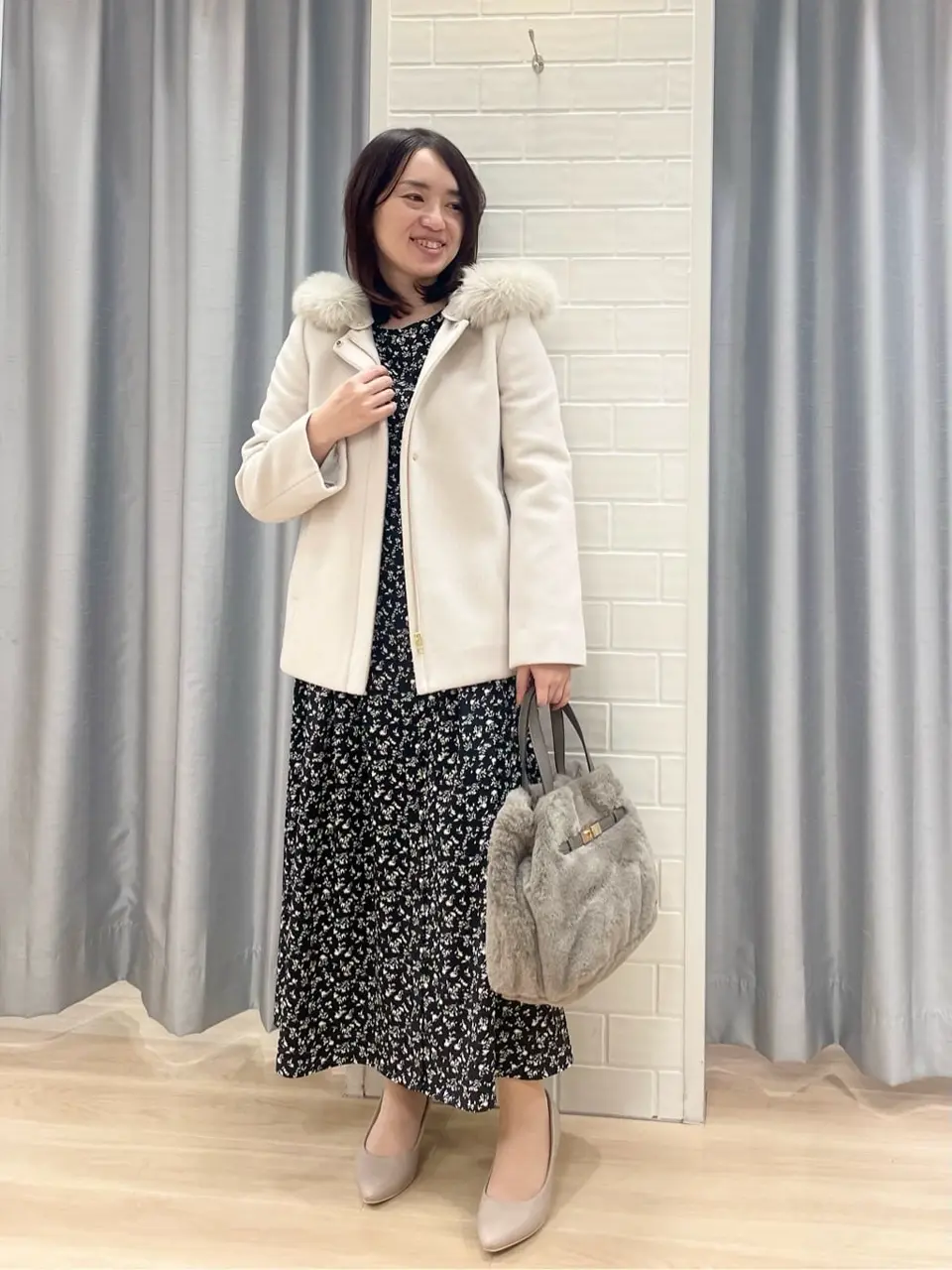 ANY SIS 丸岡 コーディネート画像