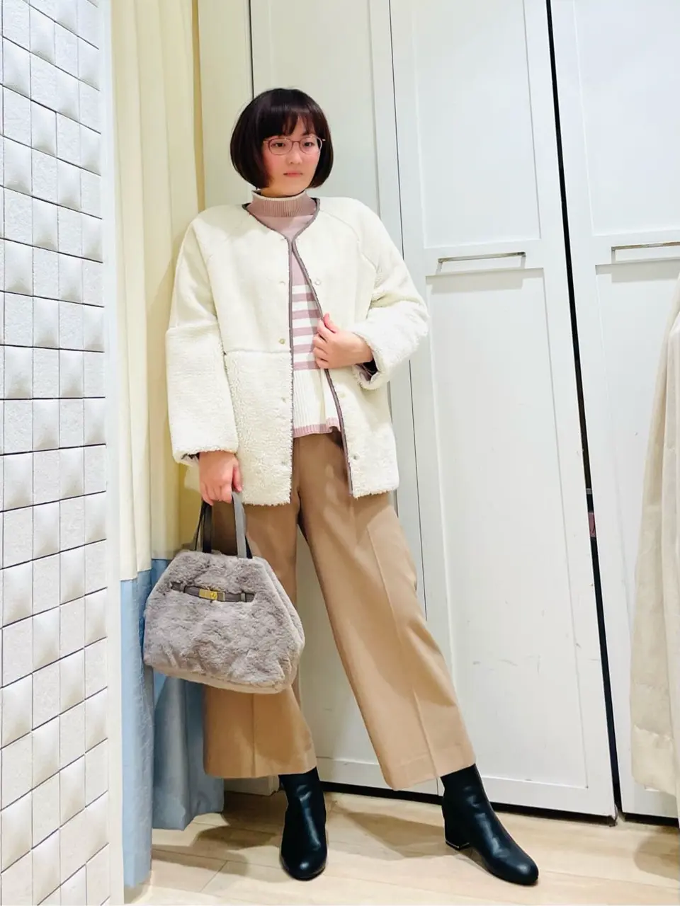 ANY SIS スタッフ コーディネート画像