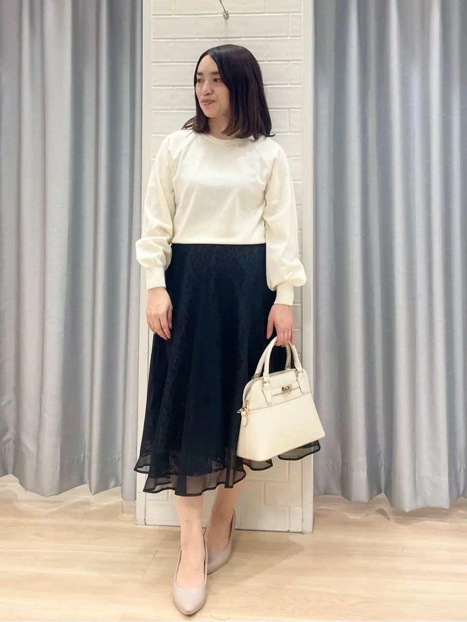 ANY SIS 丸岡 コーディネート画像