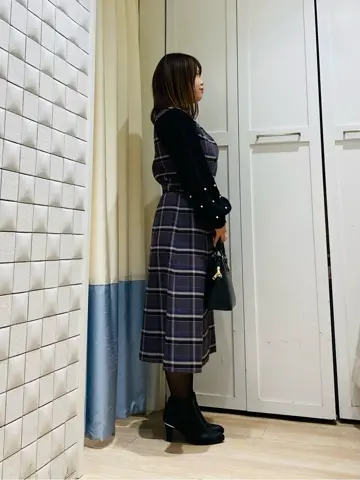 ANY SIS スタッフ コーディネート画像