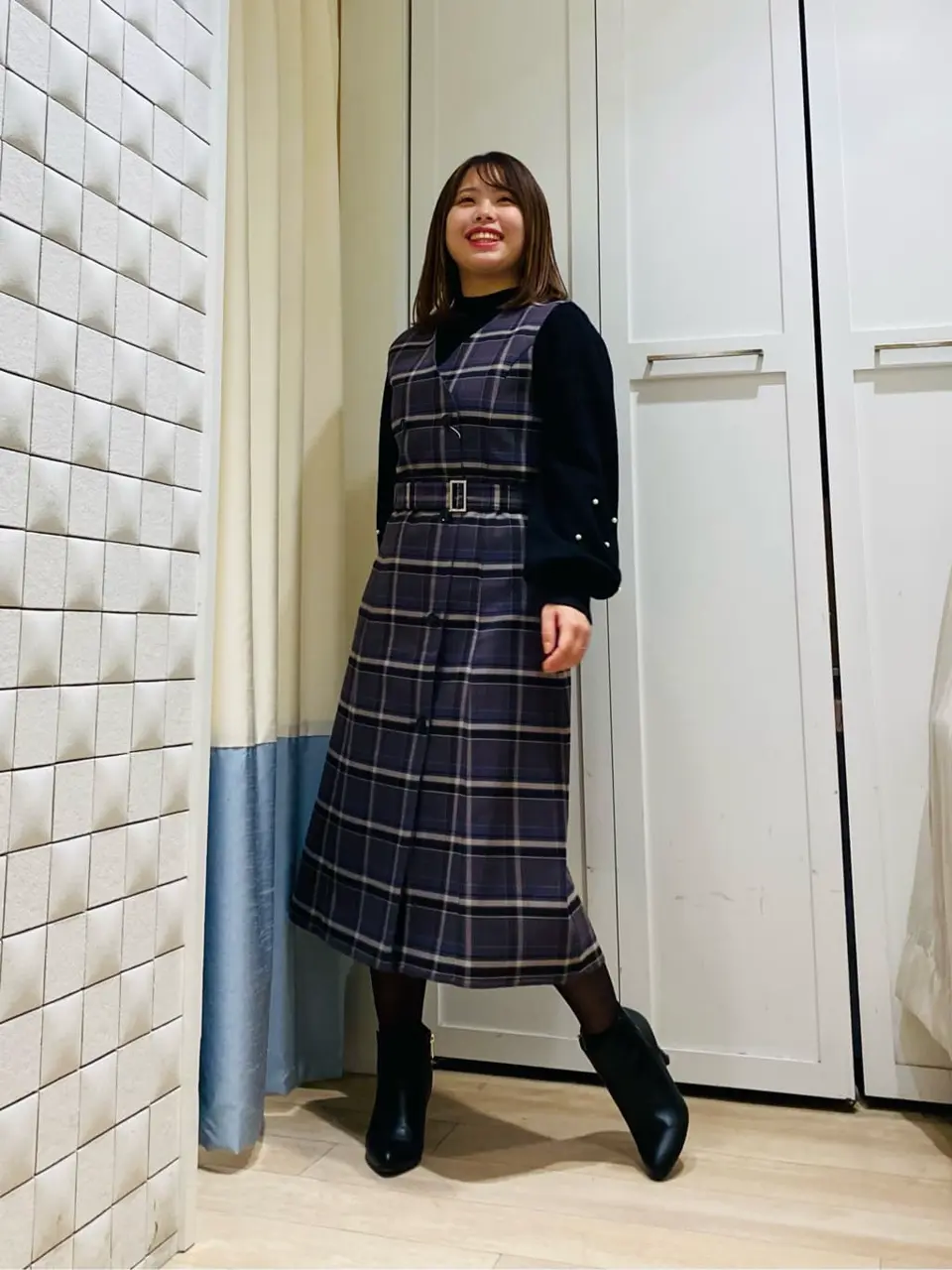 ANY SIS スタッフ コーディネート画像