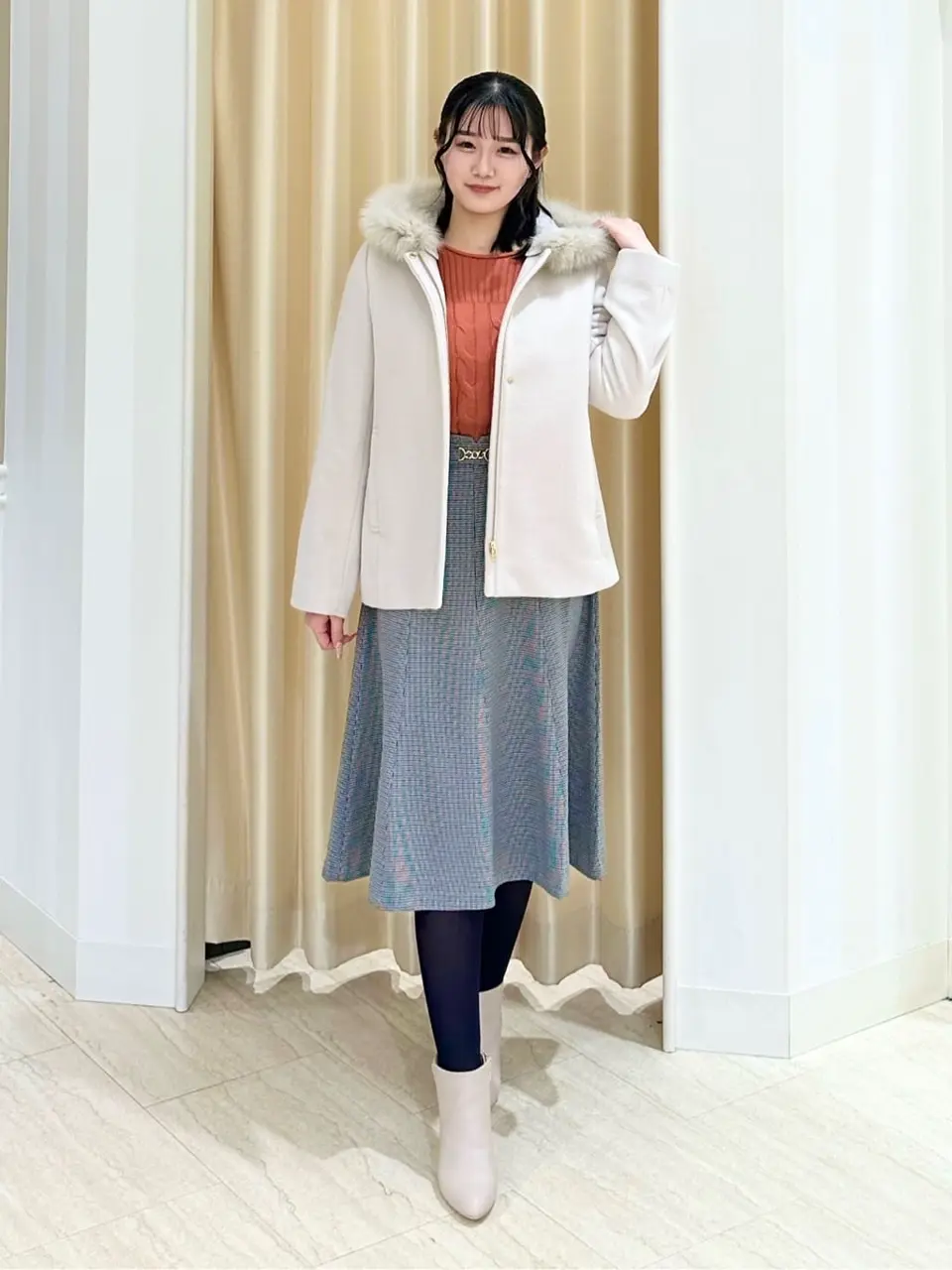 ANY SIS スタッフ コーディネート画像