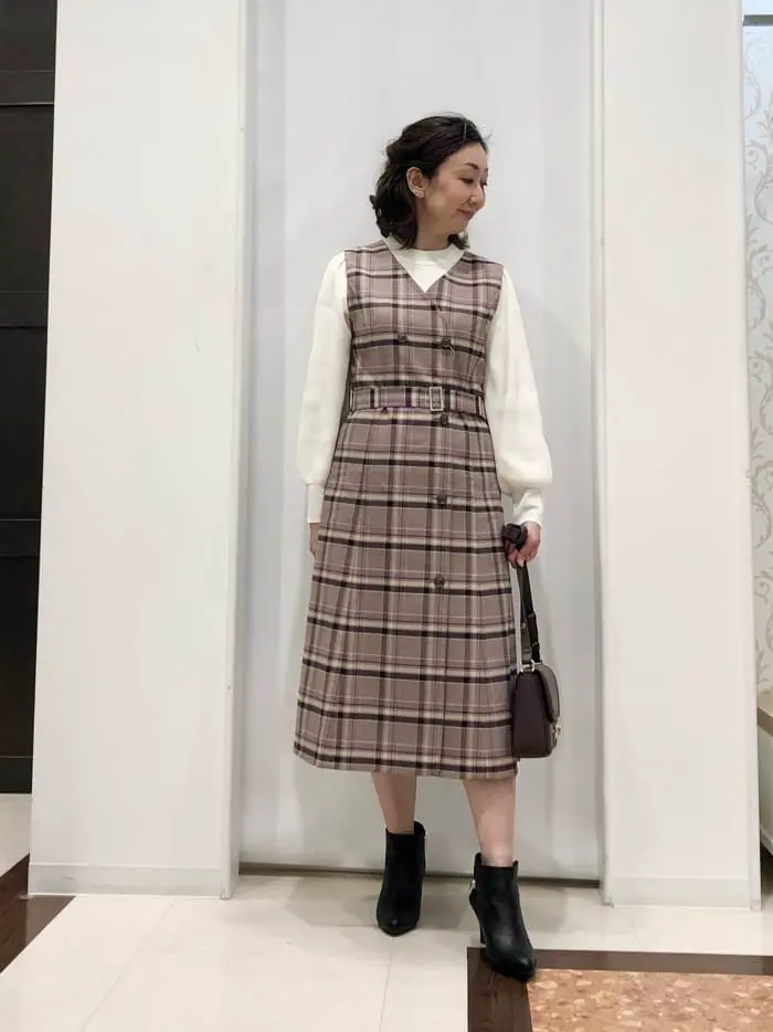 ANY SIS スタッフ コーディネート画像