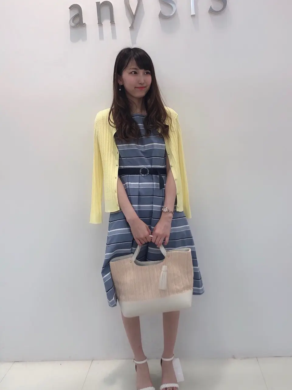 ANY SIS スタッフ コーディネート画像