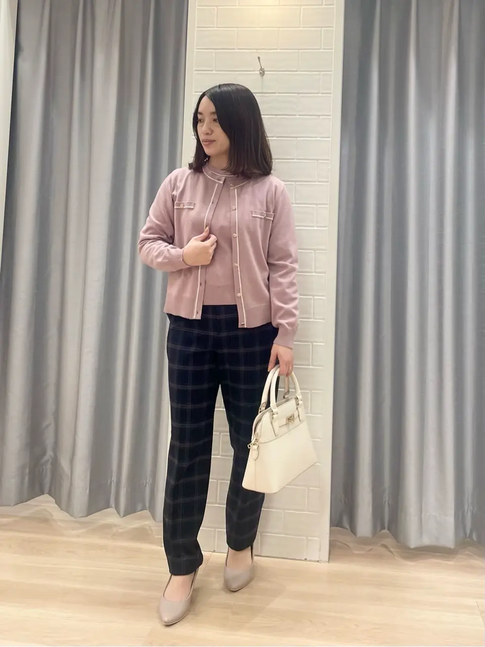 ANY SIS 丸岡 コーディネート画像