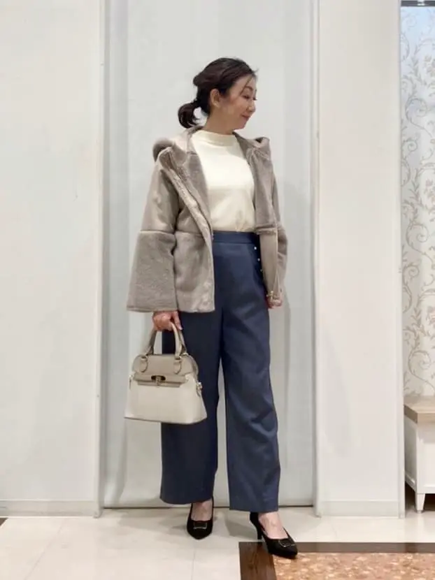 ANY SIS スタッフ コーディネート画像