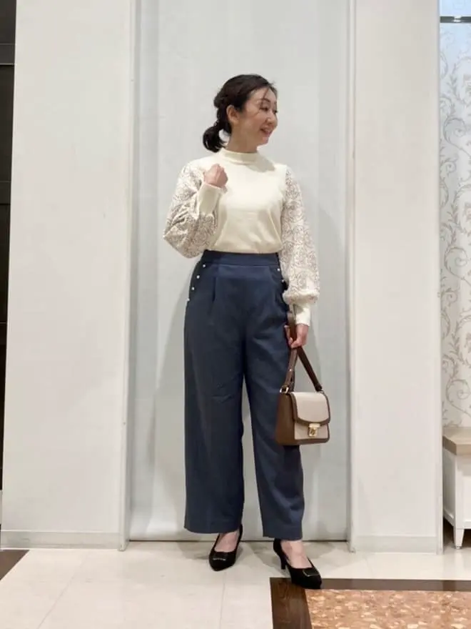 ANY SIS スタッフ コーディネート画像