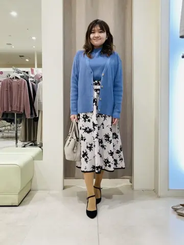 ANY SIS 川根　彩 コーディネート画像