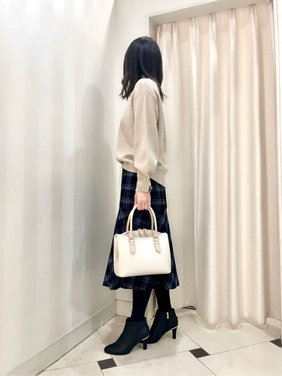 ANY SIS 金井 コーディネート画像