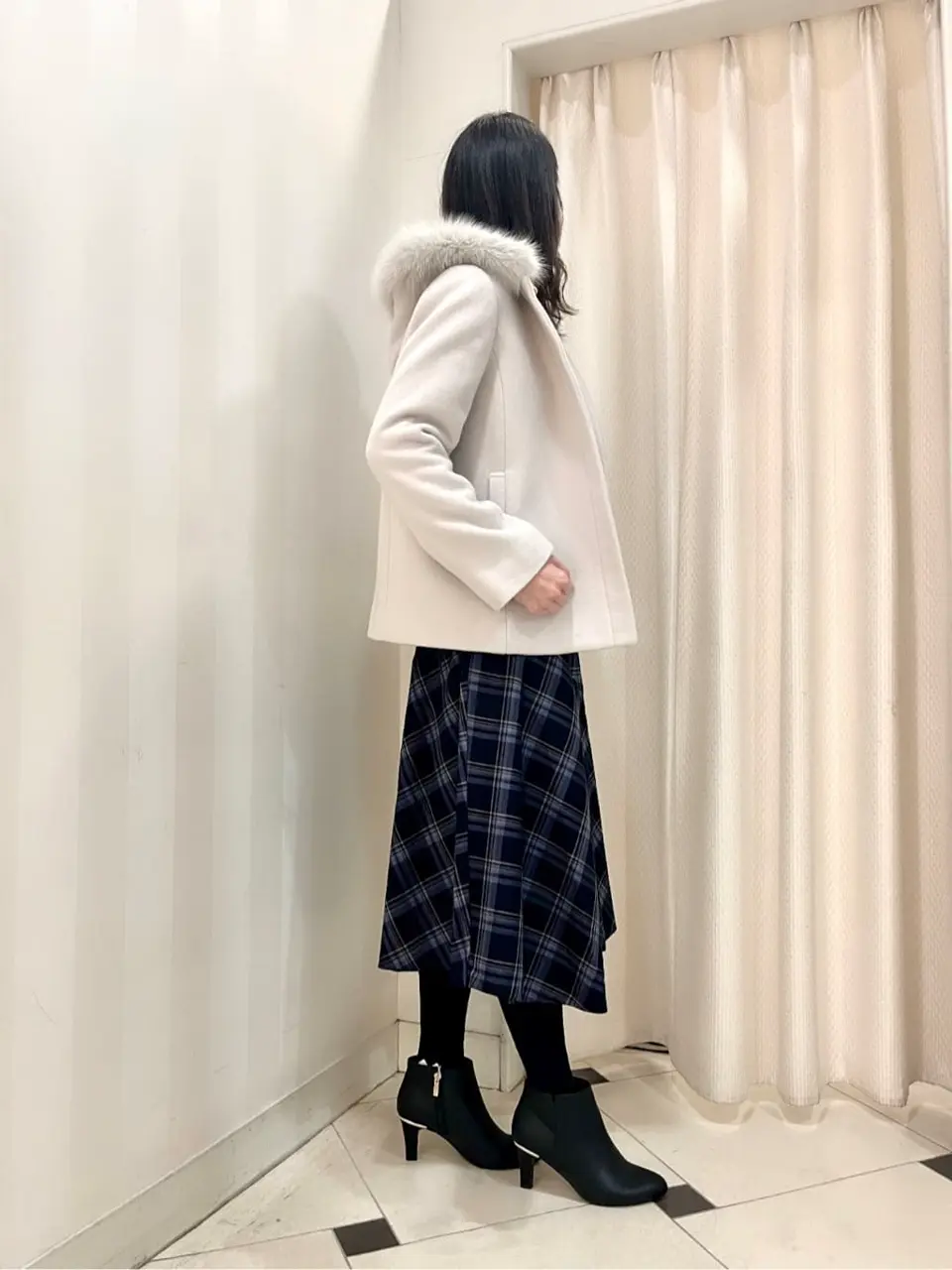 ANY SIS 金井 コーディネート画像