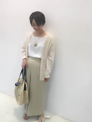 ANY SIS スタッフ コーディネート画像