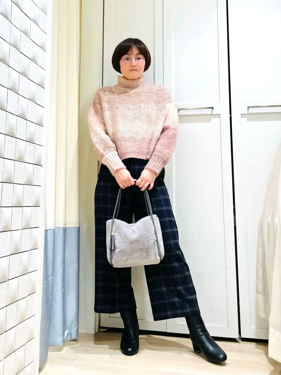 ANY SIS スタッフ コーディネート画像