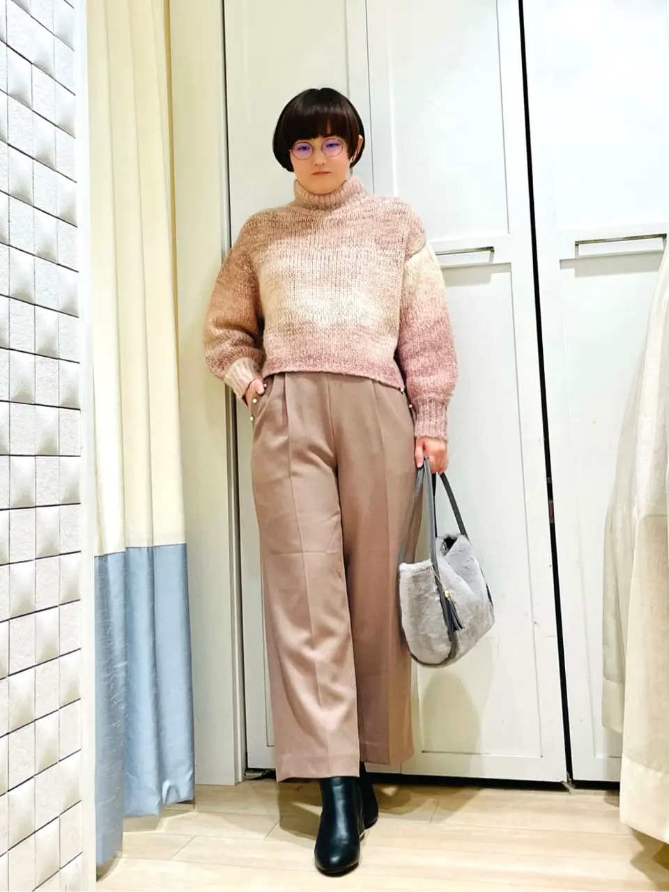 ANY SIS スタッフ コーディネート画像