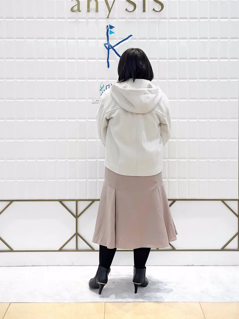 ANY SIS 西田 コーディネート画像