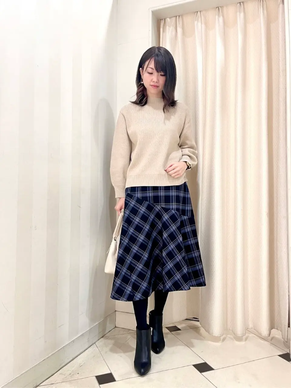 ANY SIS 金井 コーディネート画像