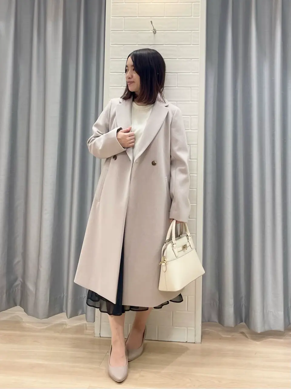 ANY SIS 丸岡 コーディネート画像