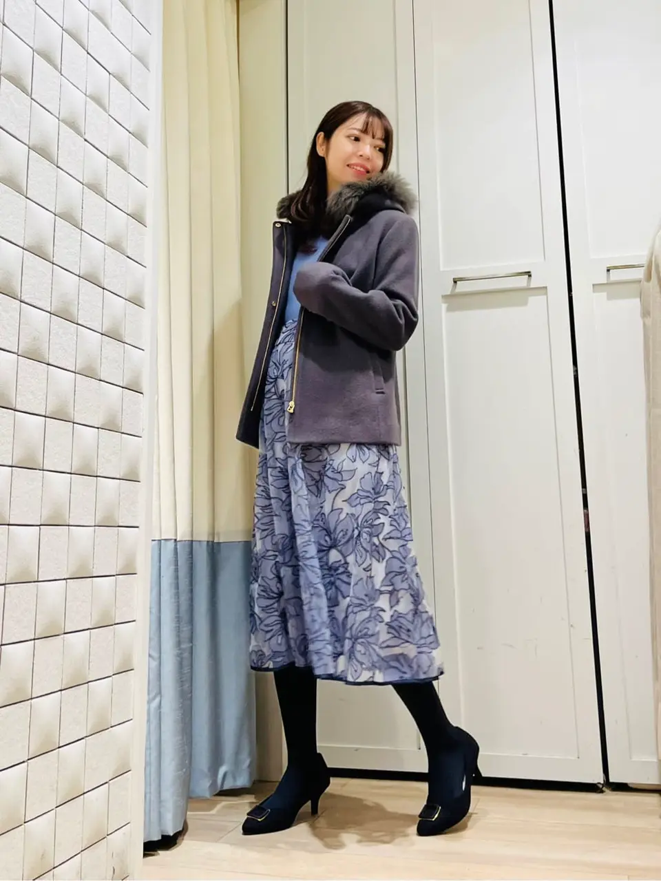 ANY SIS スタッフ コーディネート画像