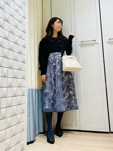 ANY SIS スタッフ コーディネート画像