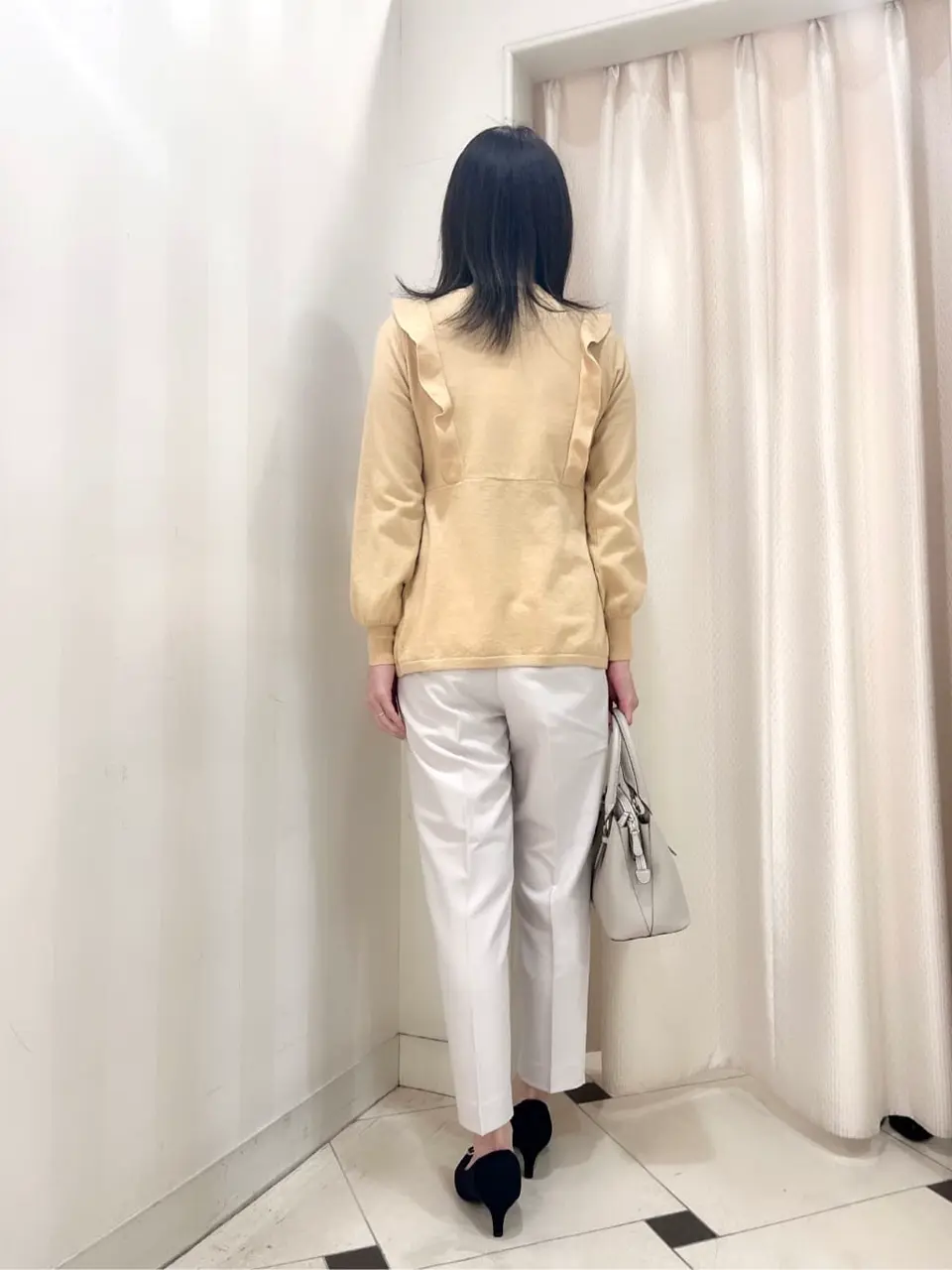 ANY SIS 金井 コーディネート画像