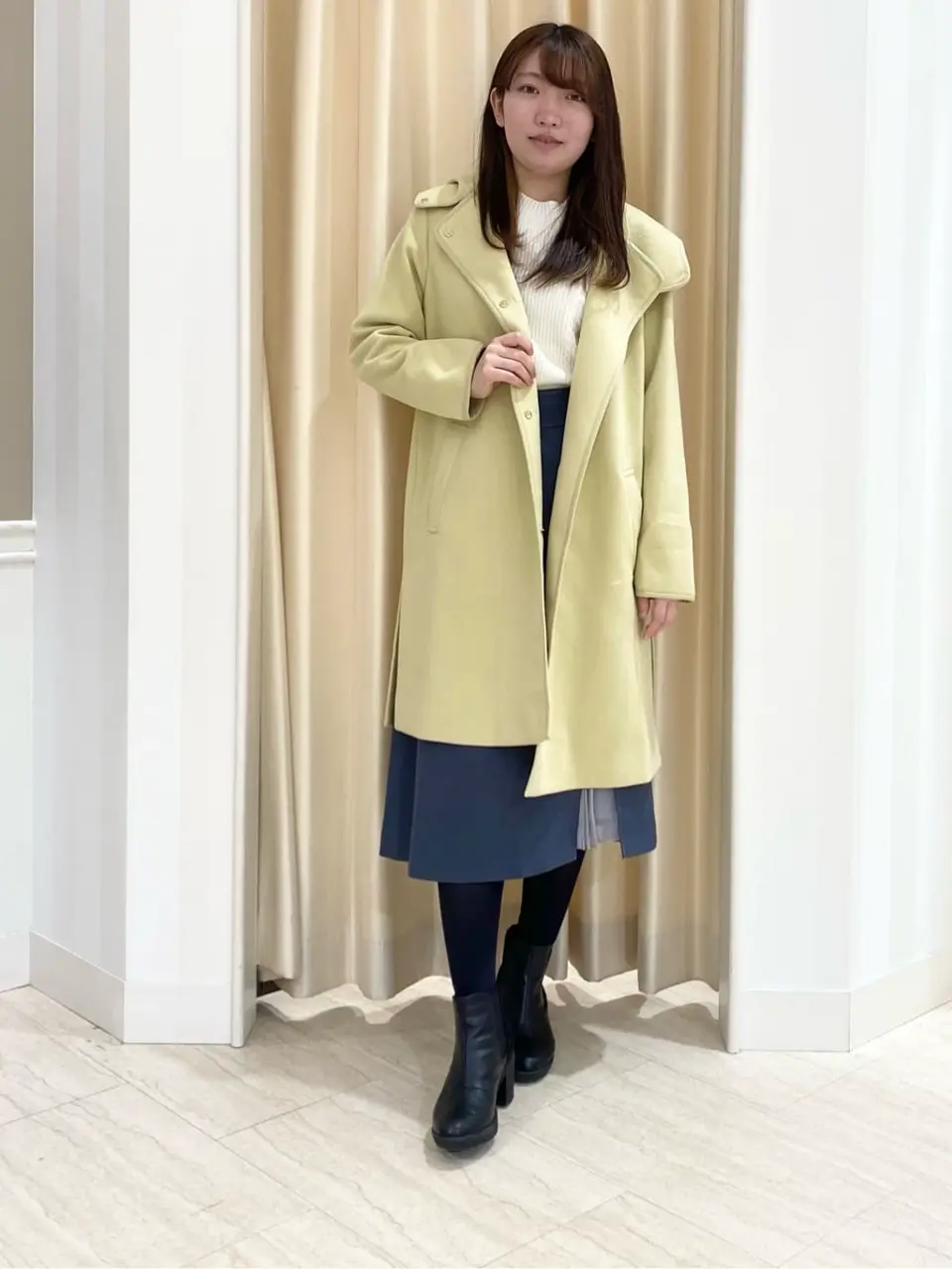 ANY SIS スタッフ コーディネート画像