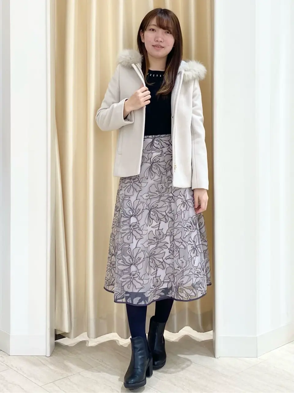 ANY SIS スタッフ コーディネート画像