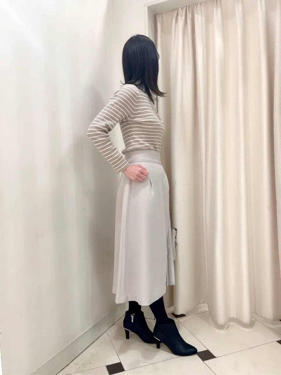 ANY SIS 金井 コーディネート画像