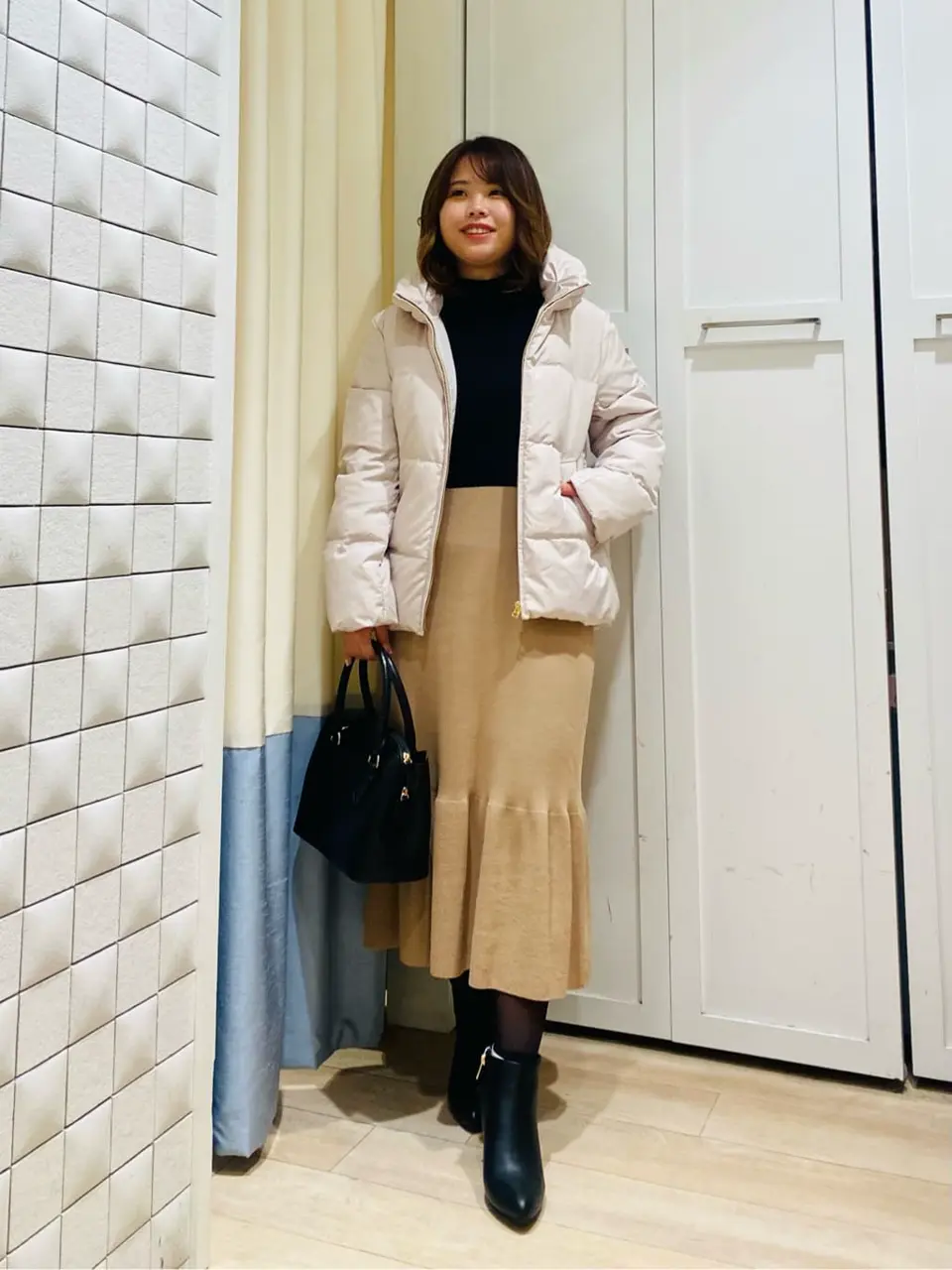 ANY SIS スタッフ コーディネート画像