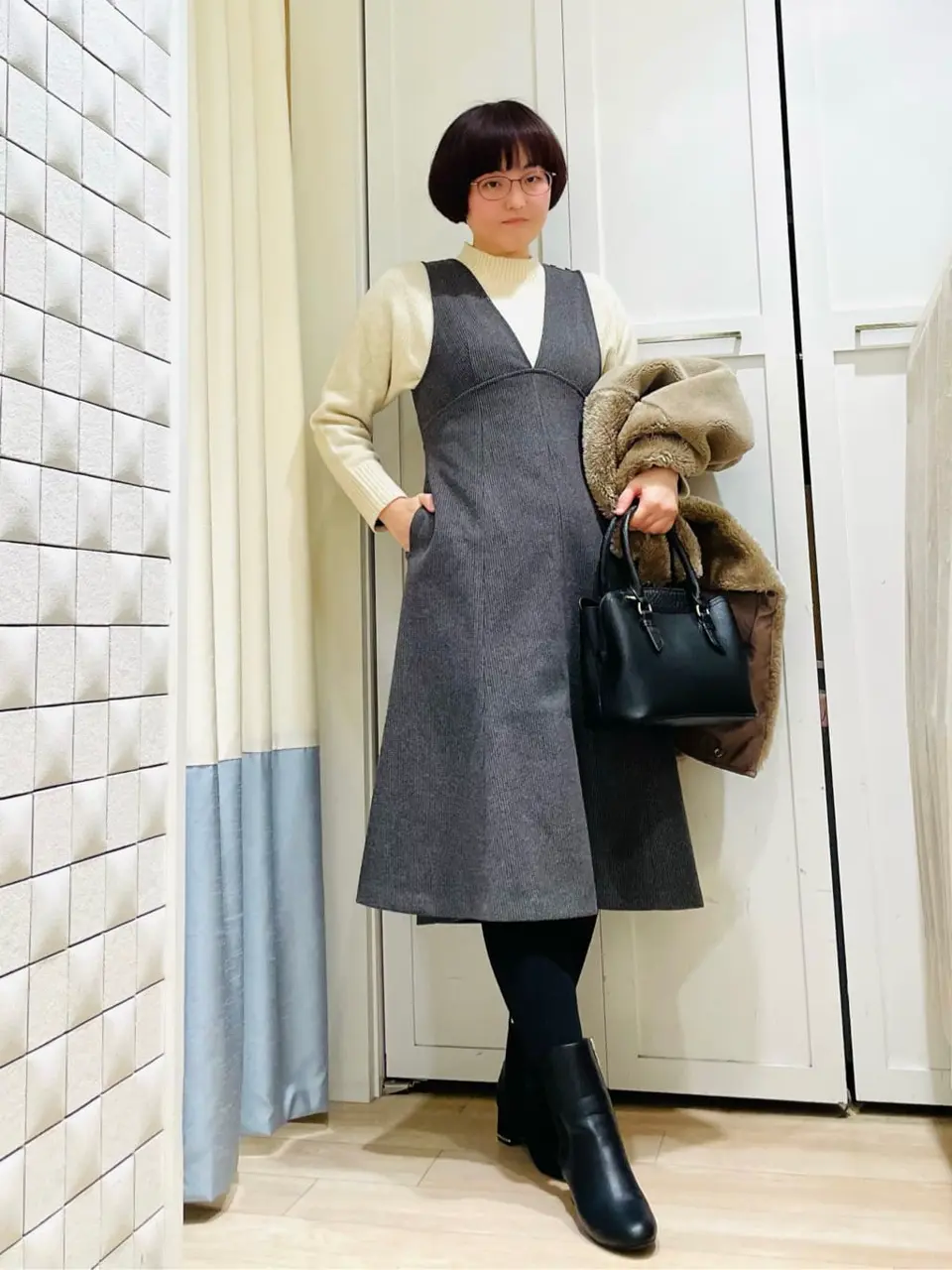 ANY SIS スタッフ コーディネート画像