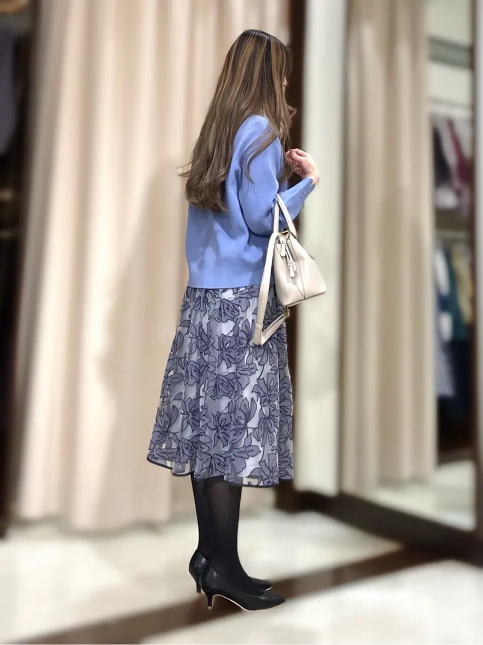 ANY SIS STAFF コーディネート画像