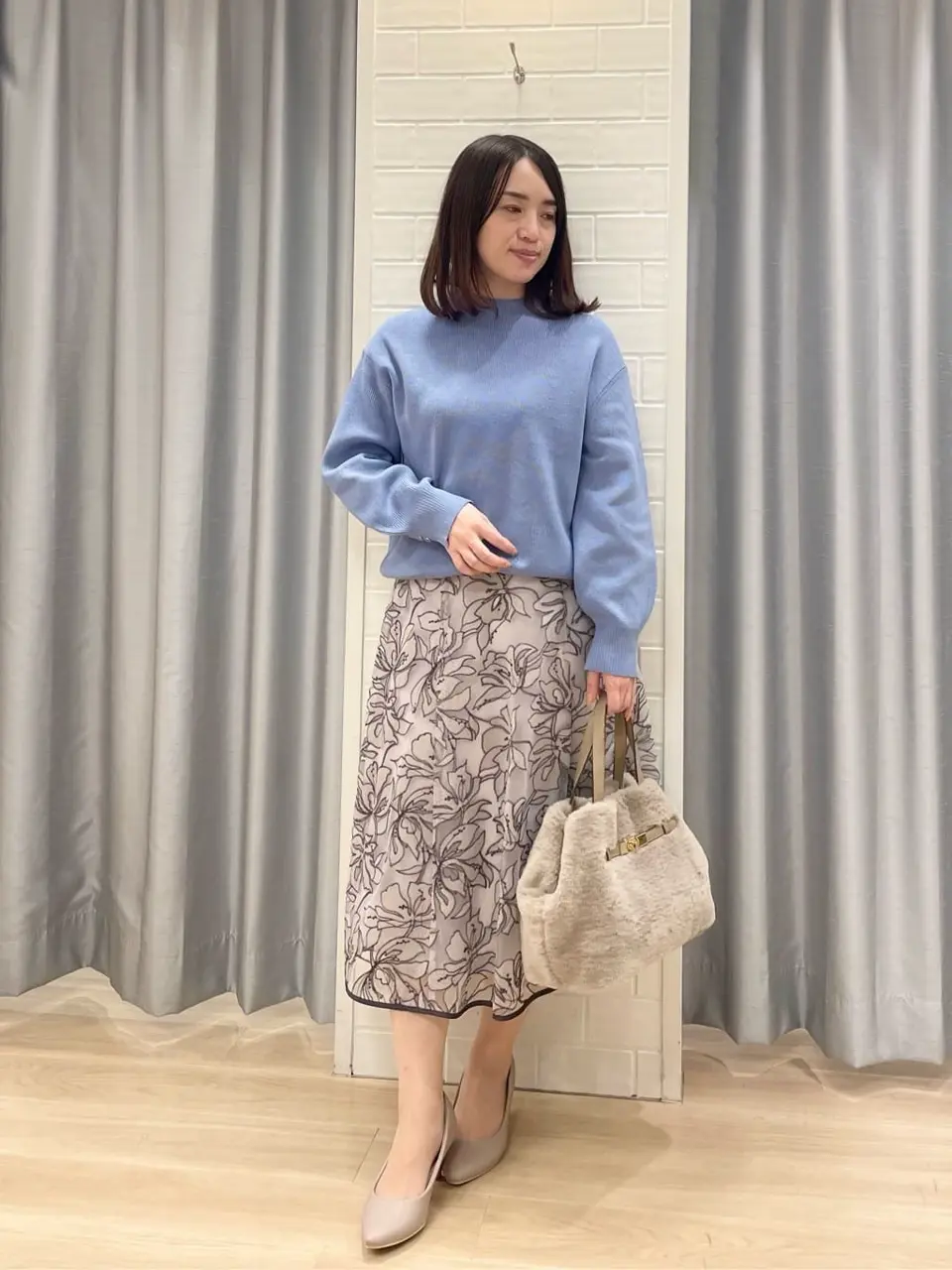 ANY SIS 丸岡 コーディネート画像