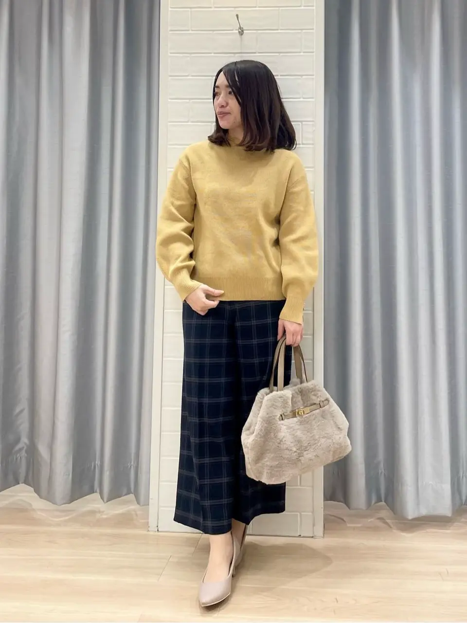 ANY SIS 丸岡 コーディネート画像