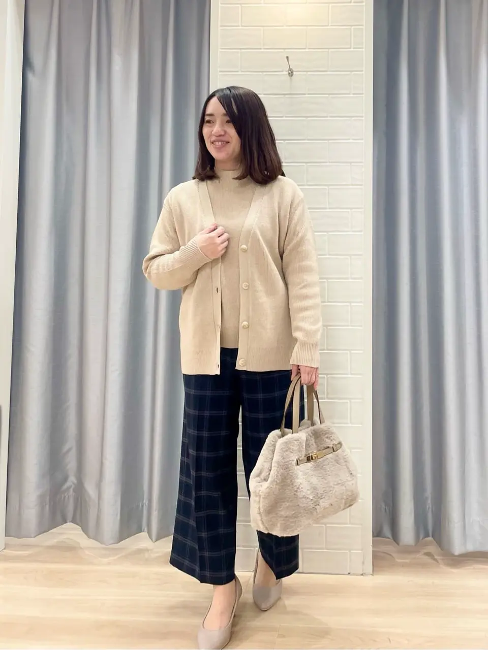 ANY SIS 丸岡 コーディネート画像