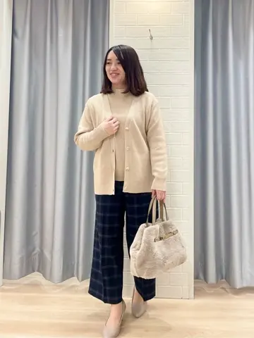 ANY SIS 丸岡 コーディネート画像