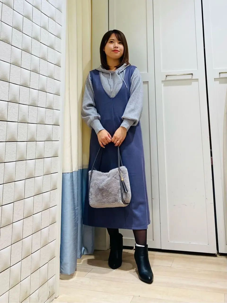 ANY SIS スタッフ コーディネート画像