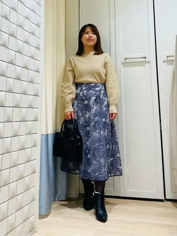 ANY SIS スタッフ コーディネート画像