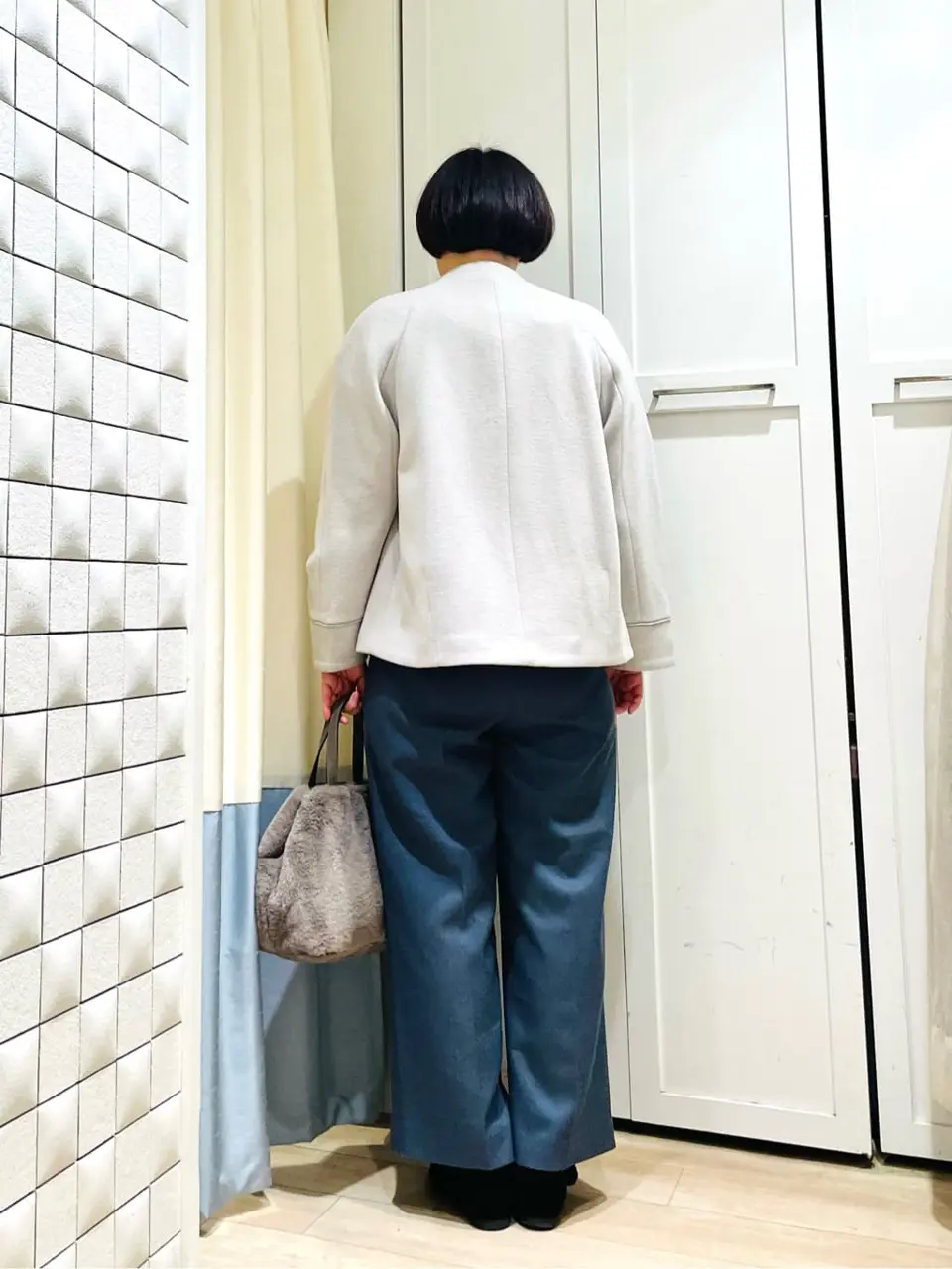 ANY SIS スタッフ コーディネート画像