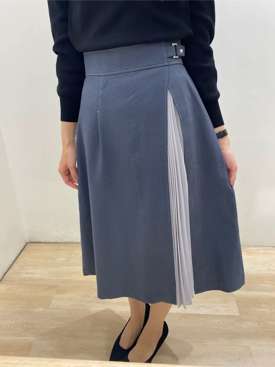 ANY SIS 安原 コーディネート画像