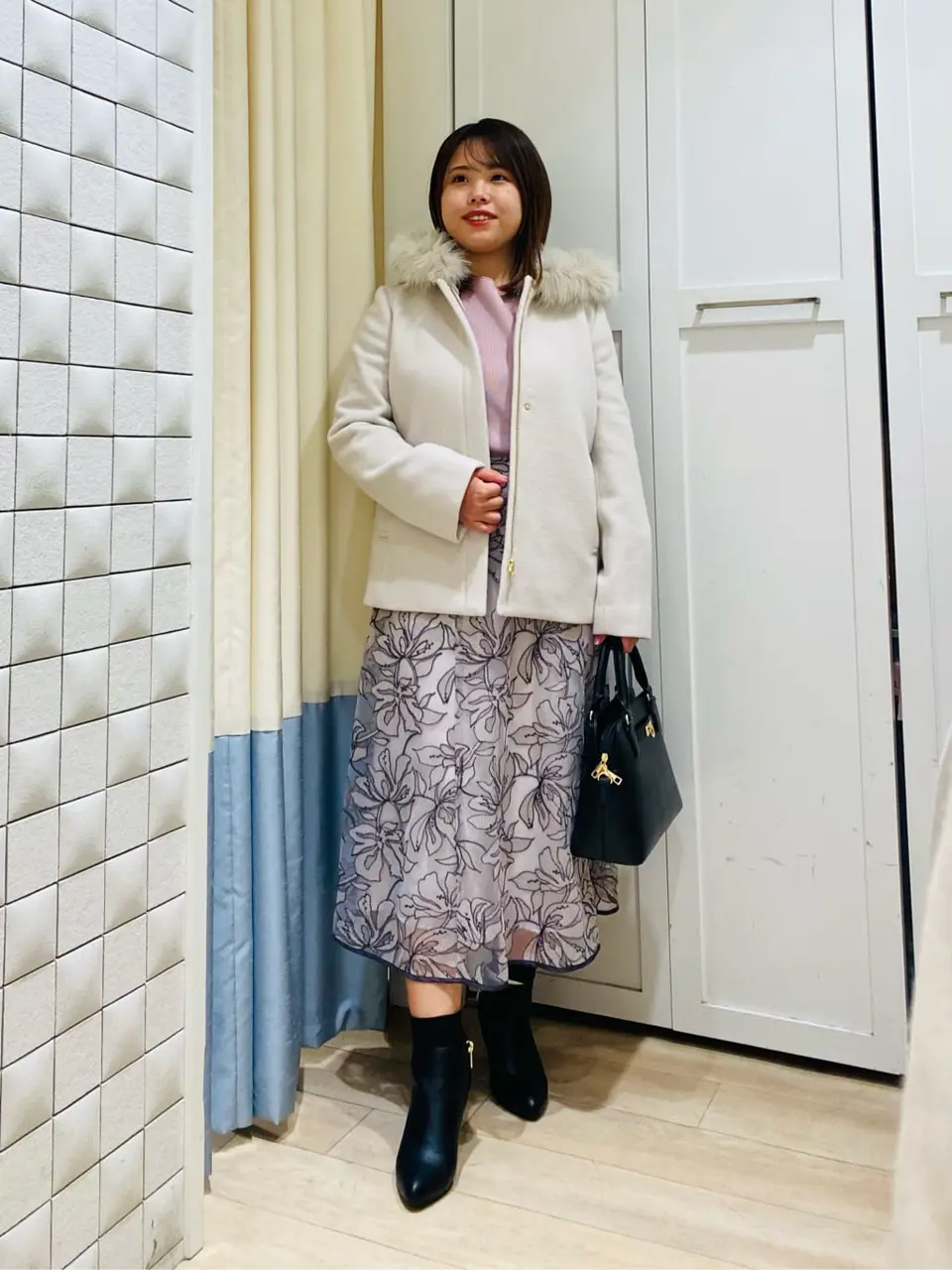 ANY SIS スタッフ コーディネート画像