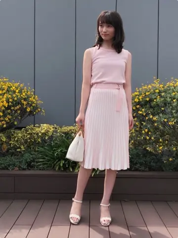 ANY SIS 本社スタッフ コーディネート画像