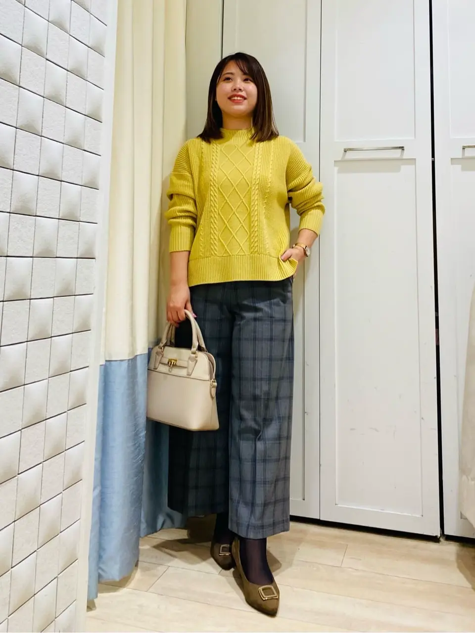 ANY SIS スタッフ コーディネート画像