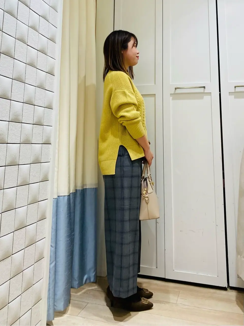 ANY SIS スタッフ コーディネート画像