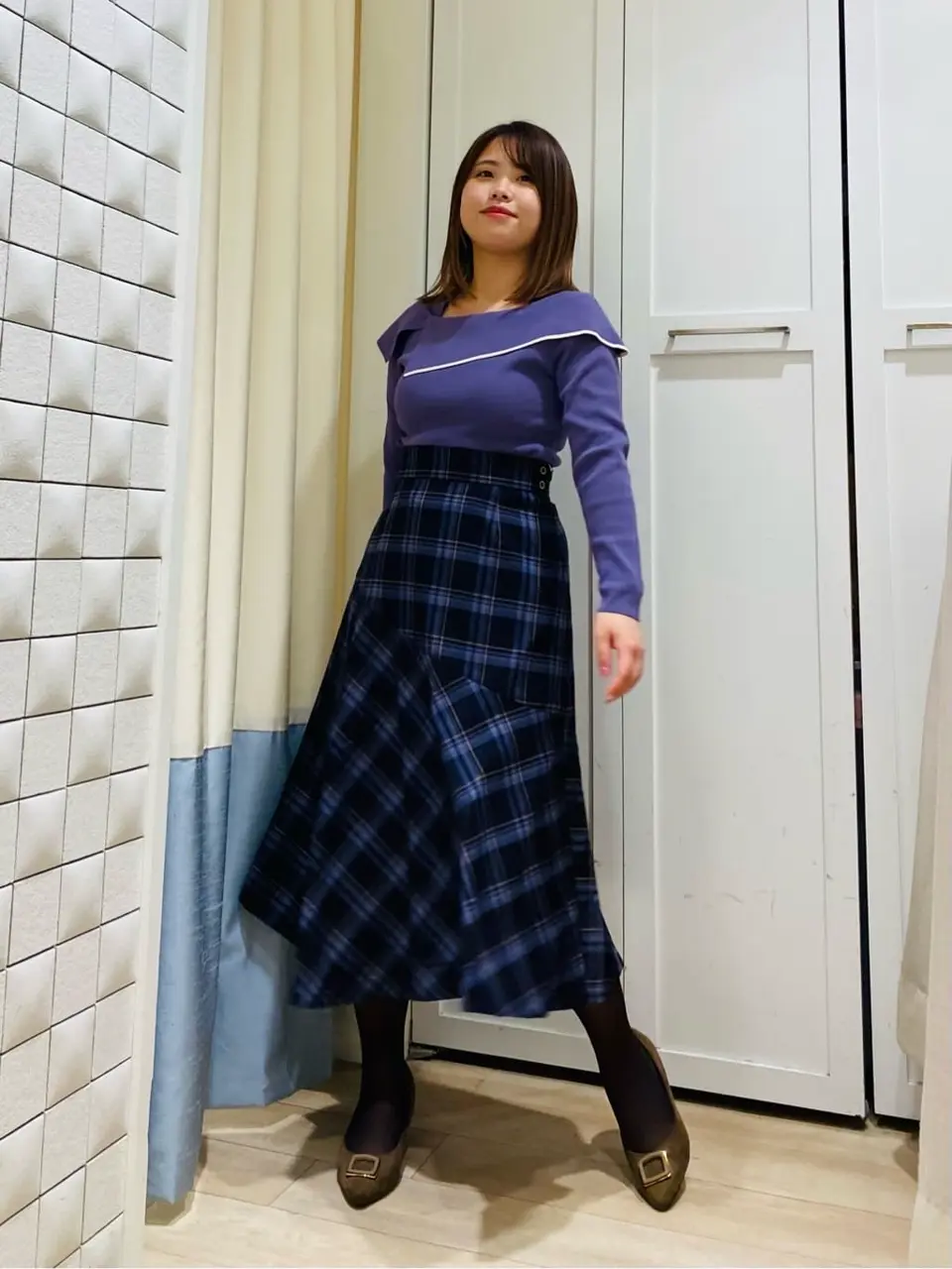 ANY SIS スタッフ コーディネート画像