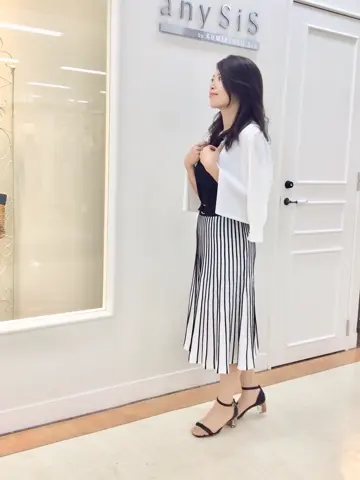 ANY SIS 岡本 コーディネート画像