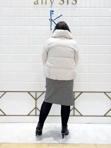 ANY SIS 西田 コーディネート画像