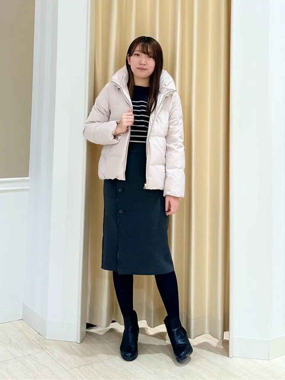 ANY SIS スタッフ コーディネート画像