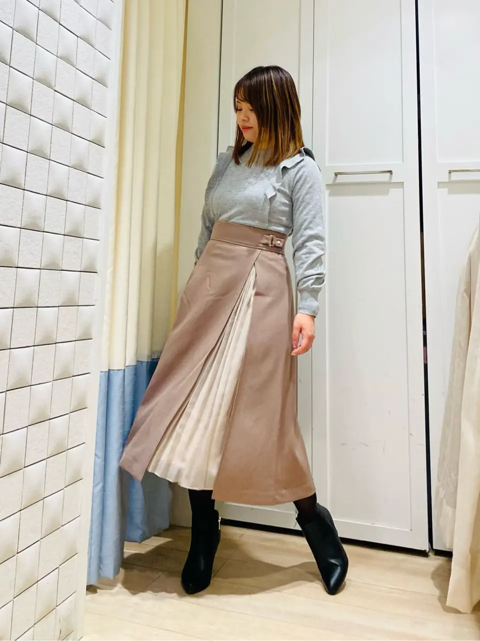 ANY SIS スタッフ コーディネート画像