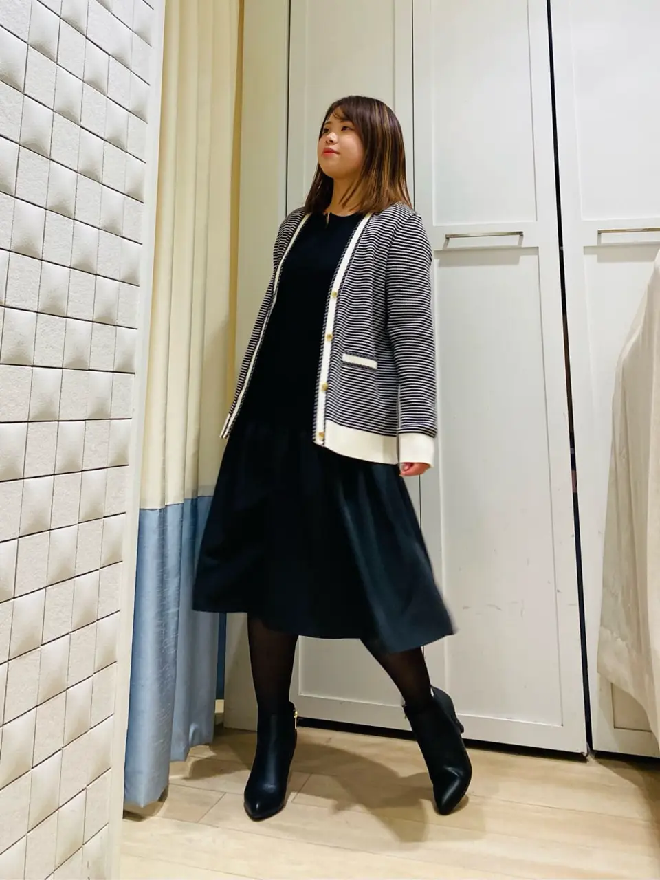 ANY SIS スタッフ コーディネート画像