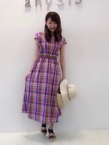 ANY SIS スタッフ コーディネート画像