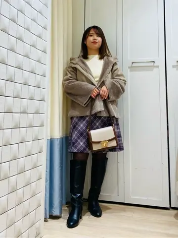 ANY SIS スタッフ コーディネート画像