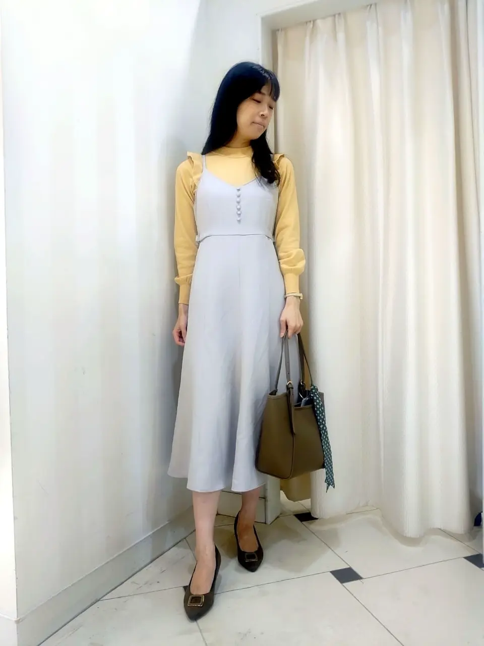 ANY SIS スタッフ コーディネート画像